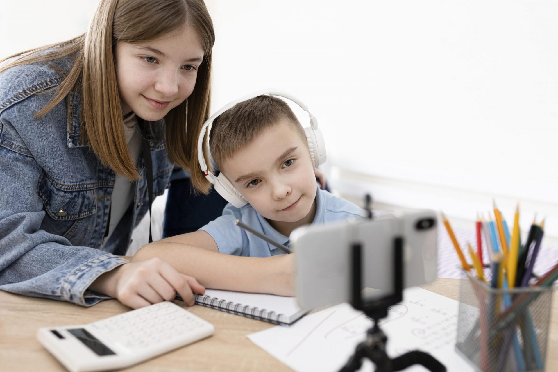 Atualização da tecnologia e cultura digital das crianças: o tiozão