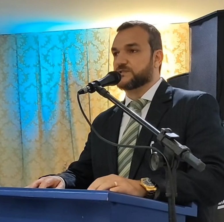 Luis Artur Menezes